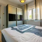 In 5597 Apartment Crikvenica