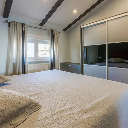 In 5597 Apartman *